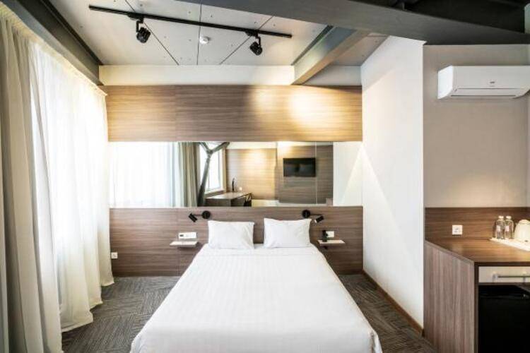 Kamarooms Business Hotel & Spa (Камарумс)