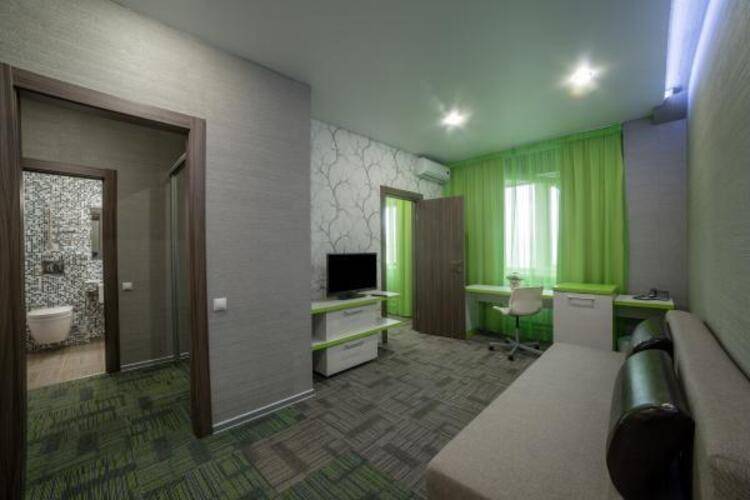 Kamarooms Business Hotel & Spa (Камарумс)