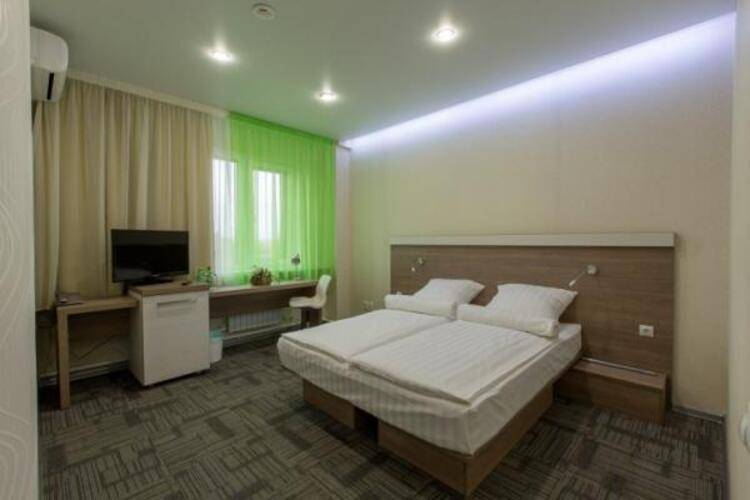 Kamarooms Business Hotel & Spa (Камарумс)