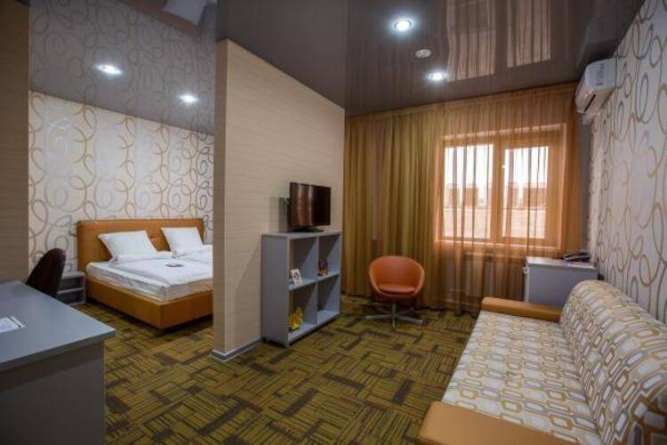 Kamarooms Business Hotel & Spa (Камарумс)
