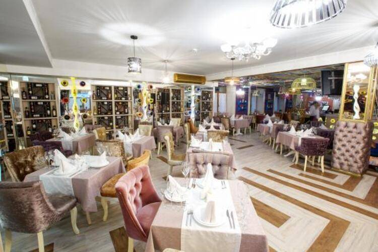Kamarooms Business Hotel & Spa (Камарумс)