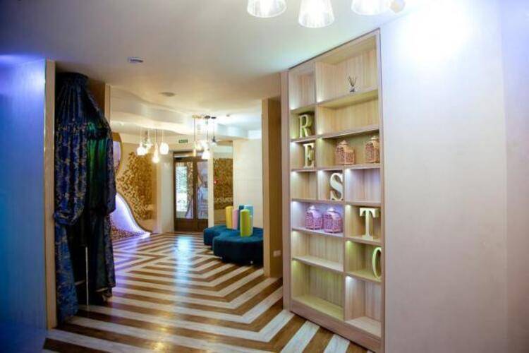 Kamarooms Business Hotel & Spa (Камарумс)