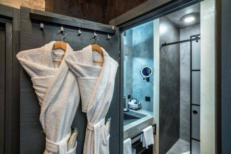 Kamarooms Business Hotel & Spa (Камарумс)