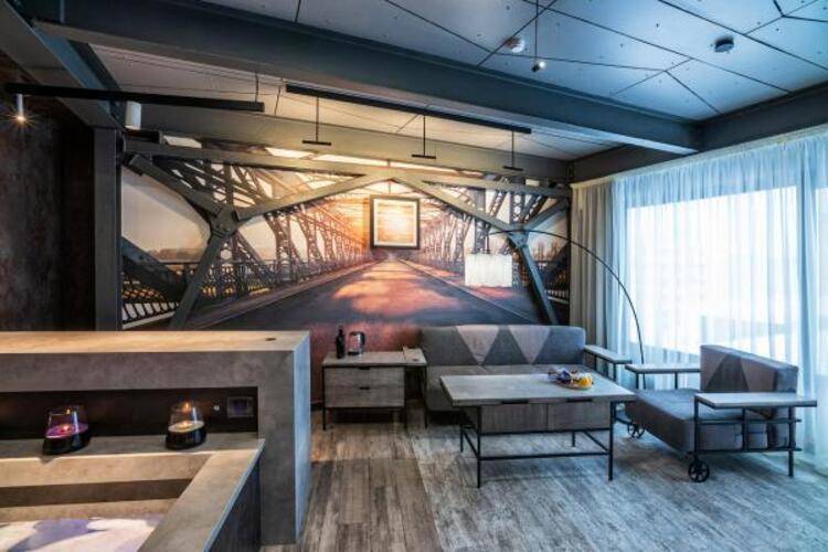 Kamarooms Business Hotel & Spa (Камарумс)