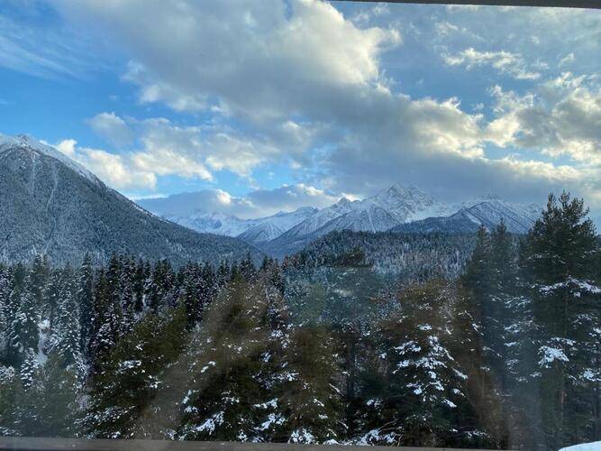 Вайт Пик (White Peak)