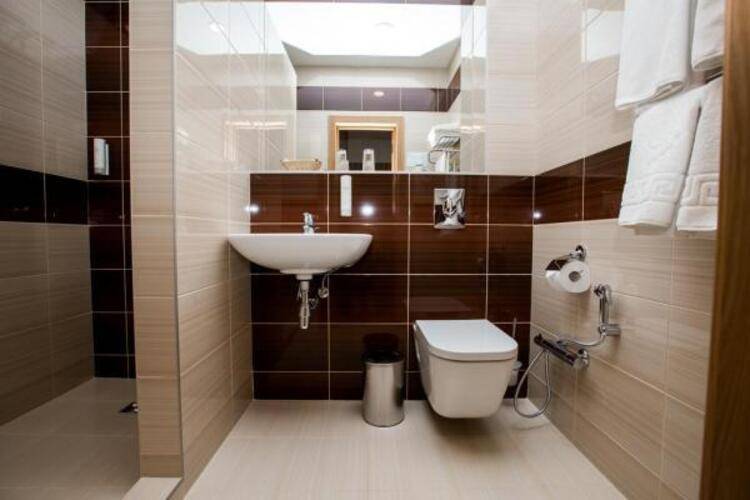 Отель Sky Lux Hotel & Spa (Скай Люкс Отель и Спа)