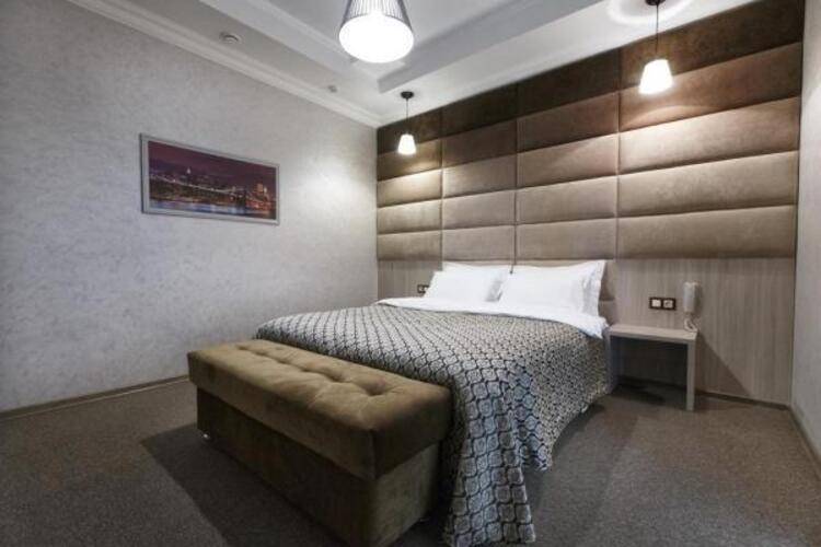 Отель Sky Lux Hotel & Spa (Скай Люкс Отель и Спа)