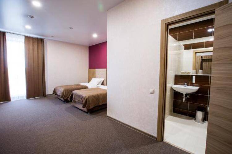 Отель Sky Lux Hotel & Spa (Скай Люкс Отель и Спа)