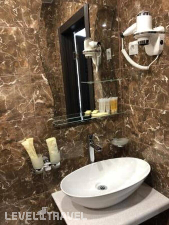 Изображение отеля 9