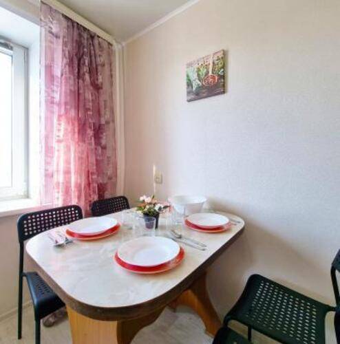 Две подушки на проспекте Героев