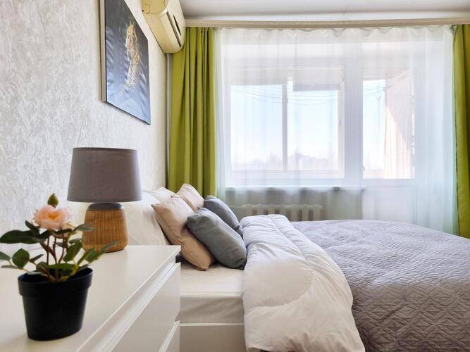 Две подушки на проспекте Героев