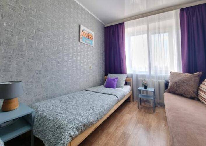 Две подушки на проспекте Героев