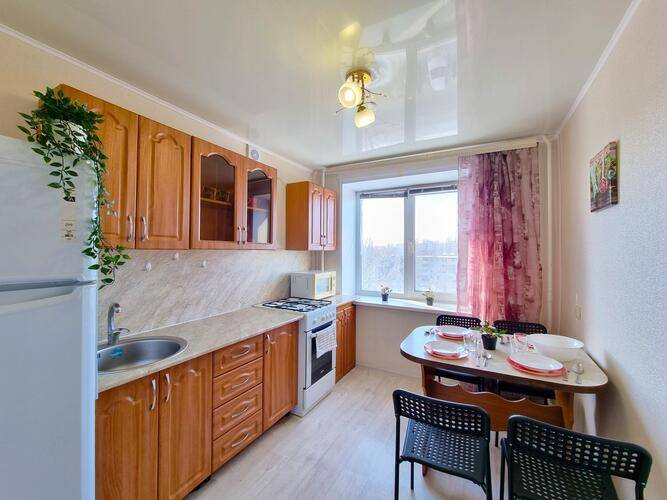 Две подушки на проспекте Героев