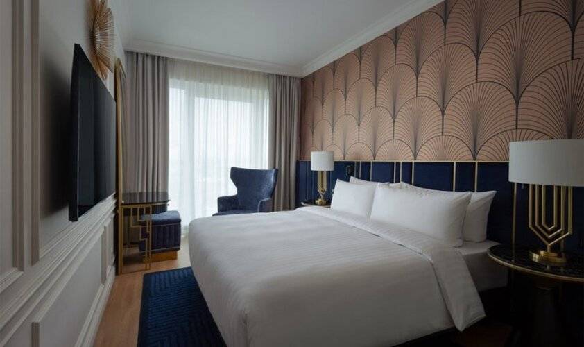 Marriott Imperial Plaza