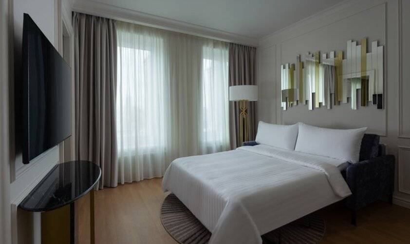 Marriott Imperial Plaza