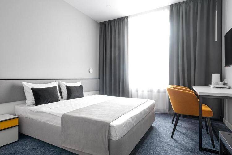 Отель Луна (LUNA Hotel)