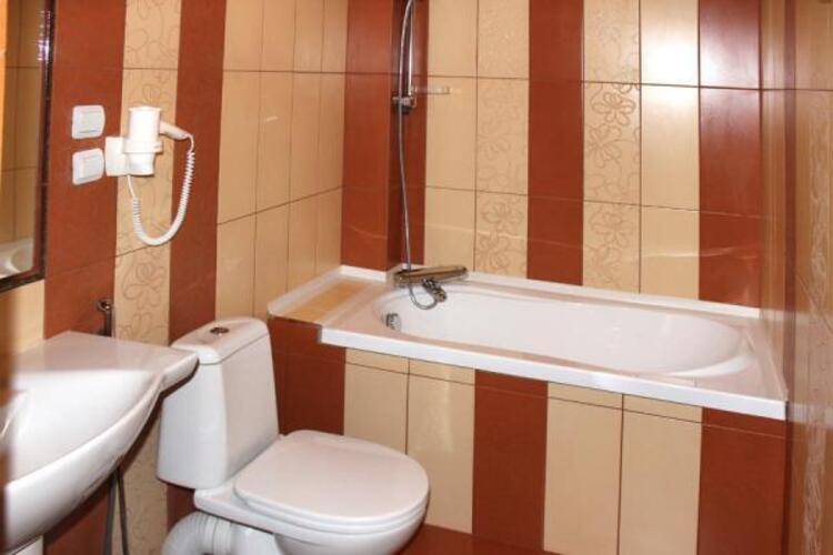 Сеурахуоне (Seurahuone)