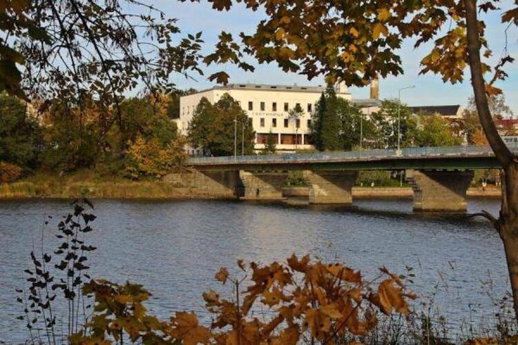 Сеурахуоне (Seurahuone)