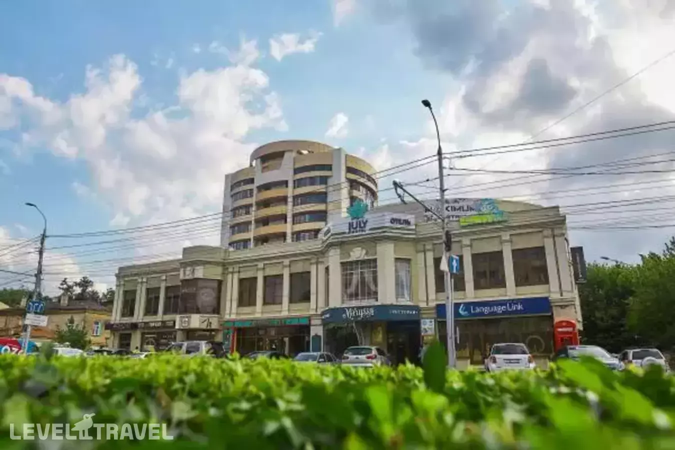 Отель July (Джулай)