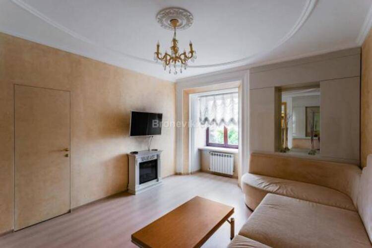 Spb2Day (СпбТуДэй) на улице Максима Горького