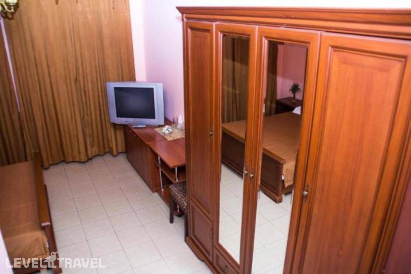 Изображение отеля 3