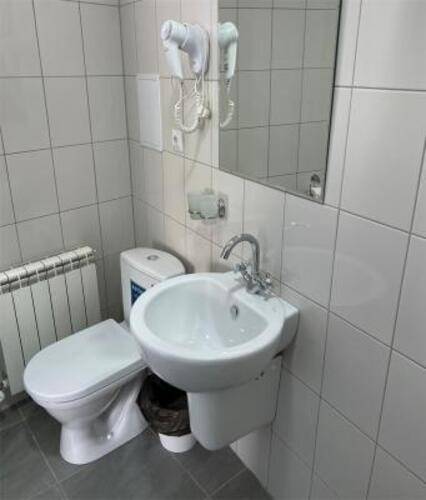 Айсберг ZBest Hotels