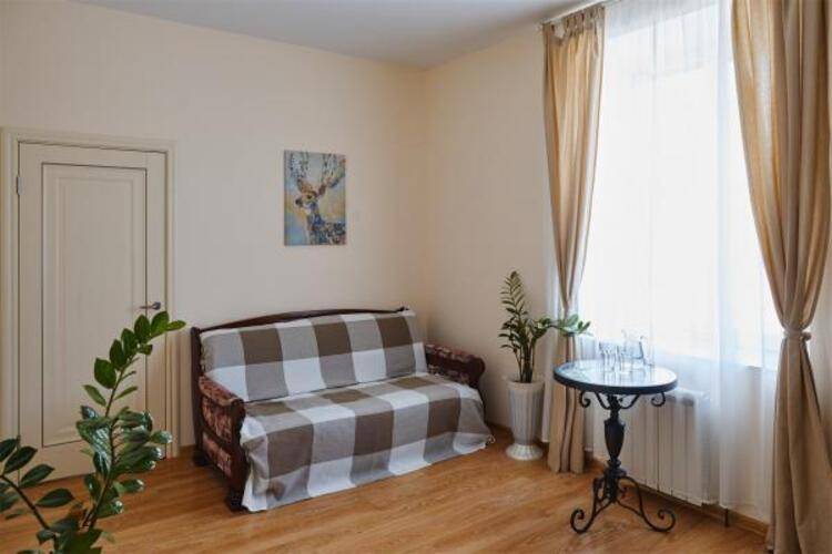 Айсберг ZBest Hotels