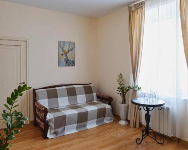 Айсберг ZBest Hotels