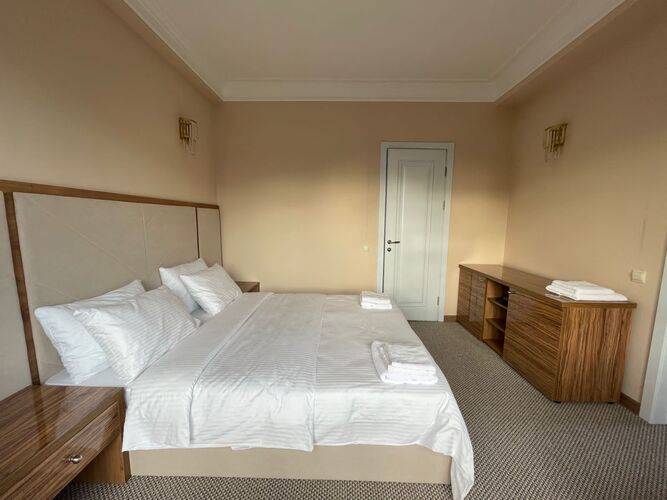 Faors Hotel