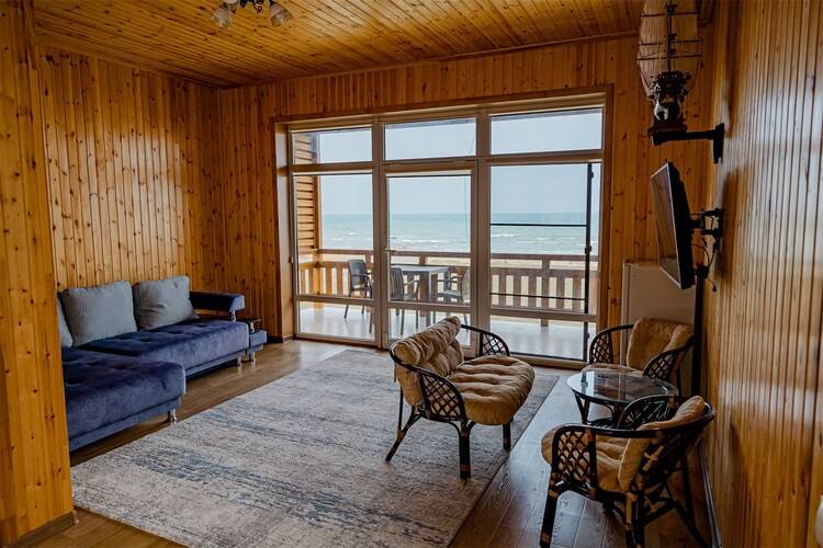 Golden Beach Hotel