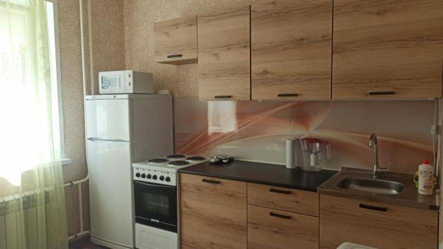 Приморье на улице Ломоносова