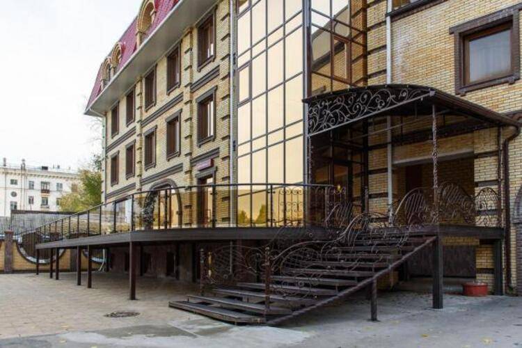 Аура Сити (Aura City)