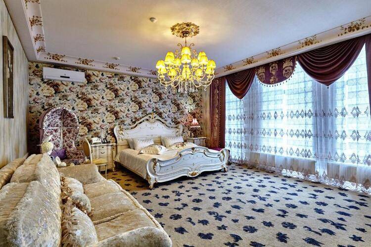 Вилла Италия