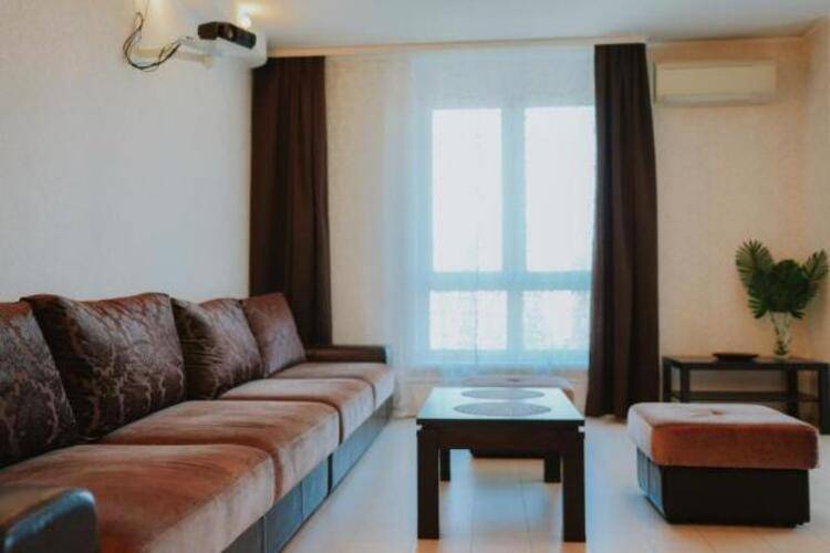 ABC Apartmens (ЭйБиСи Апартментс) на улице Авиаторов 41