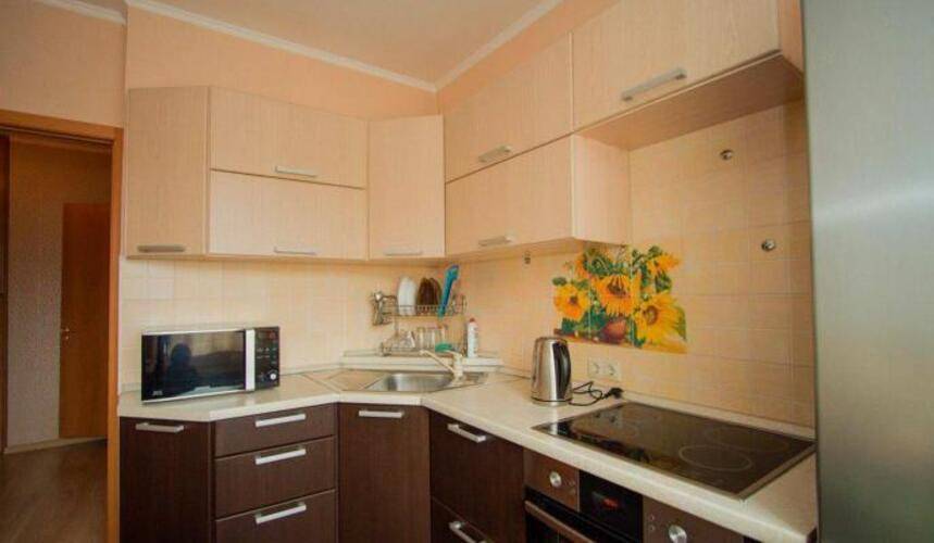 ABC Apartmens (ЭйБиСи Апартментс) на улице Ады Лебедевой 64
