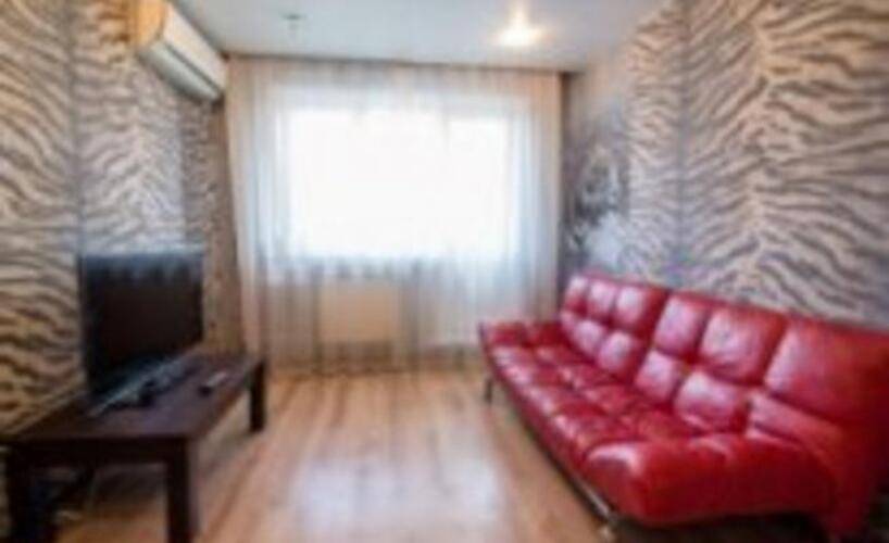 Home Hotel (Хоум Отель) на Кирова 76