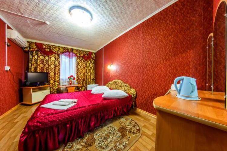 Звездная (Бывш. Пять Звезд) На Суворова