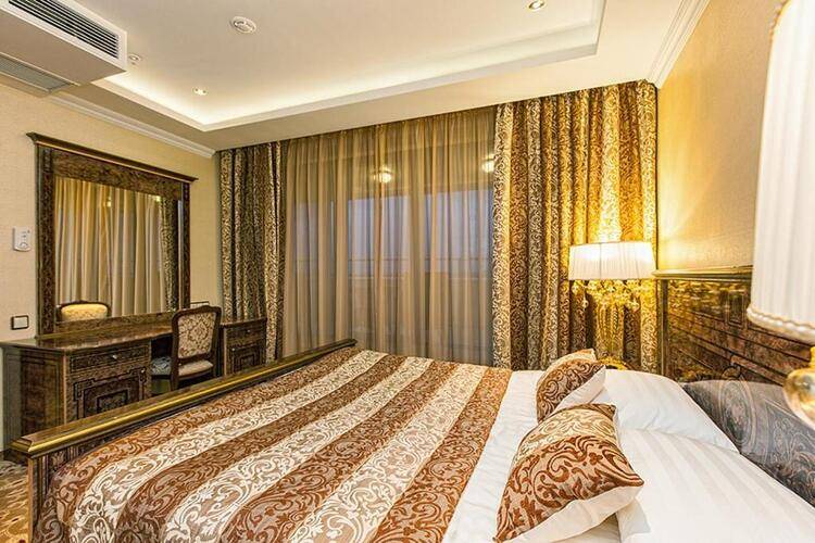 Royal Hotel Spa & Wellness