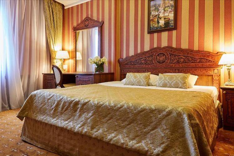 Royal Hotel Spa & Wellness