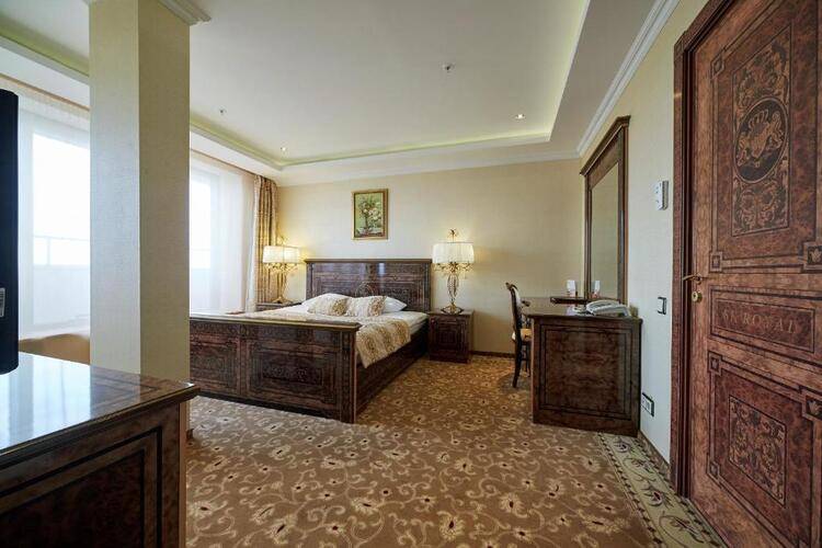 Royal Hotel Spa & Wellness
