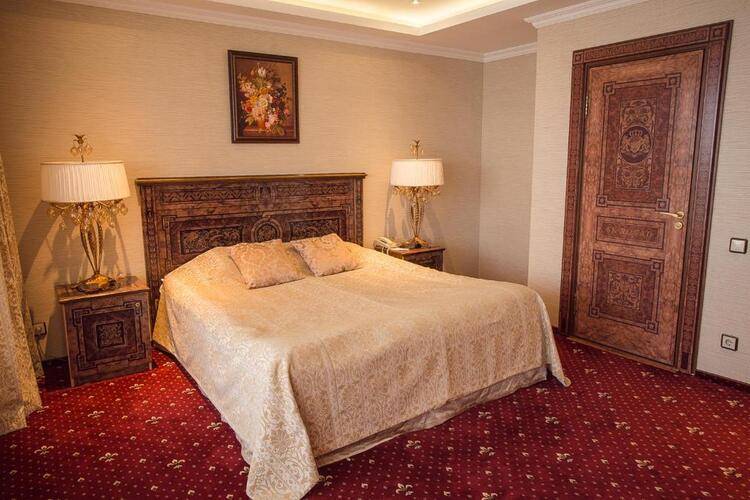 Royal Hotel Spa & Wellness