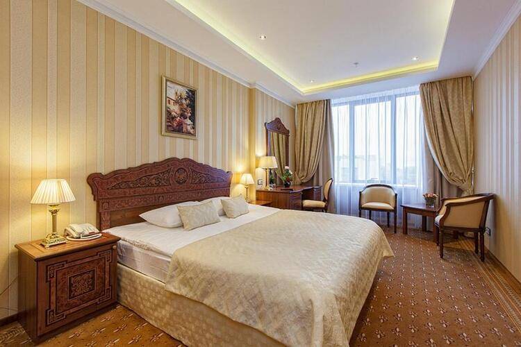 Royal Hotel Spa & Wellness