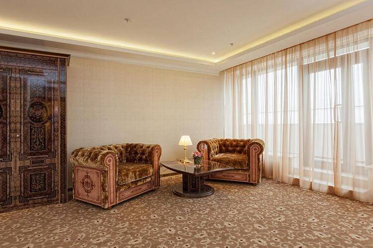 Royal Hotel Spa & Wellness