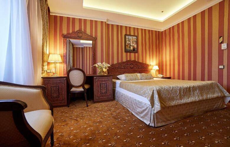 Royal Hotel Spa & Wellness