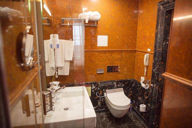Royal Hotel Spa & Wellness