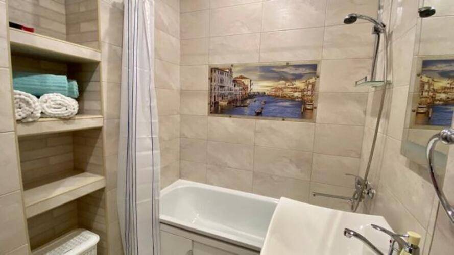 Abri Luxe (Абри Люкс) на Революции 52Б