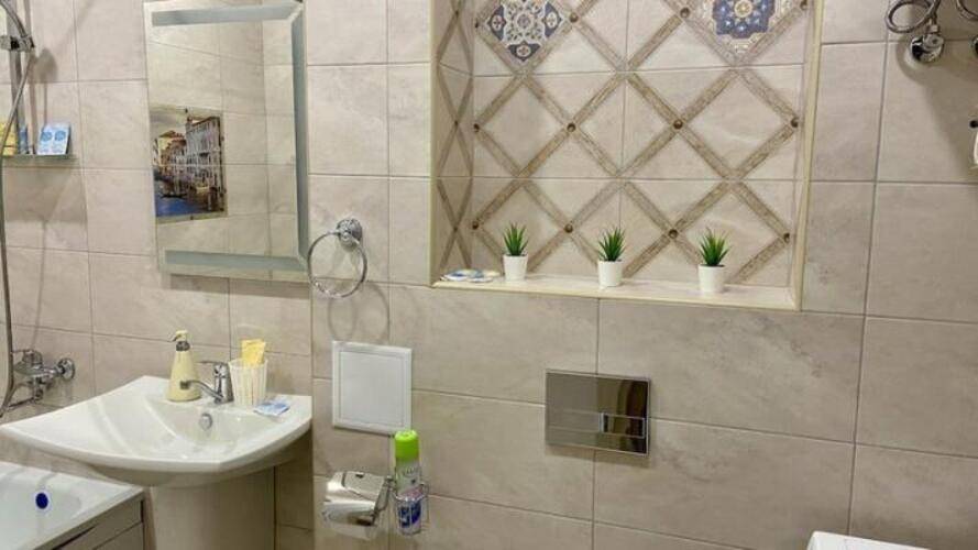 Abri Luxe (Абри Люкс) на Революции 52Б