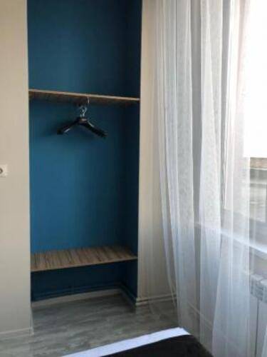 7 Rooms (7 комнат)