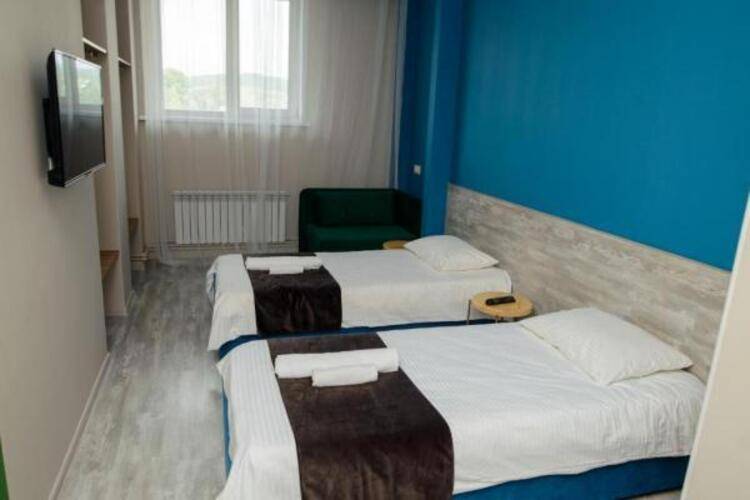 7 Rooms (7 комнат)