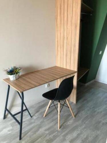 7 Rooms (7 комнат)